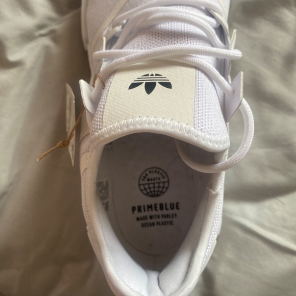 Adidas RDM - Picture 4 of 4